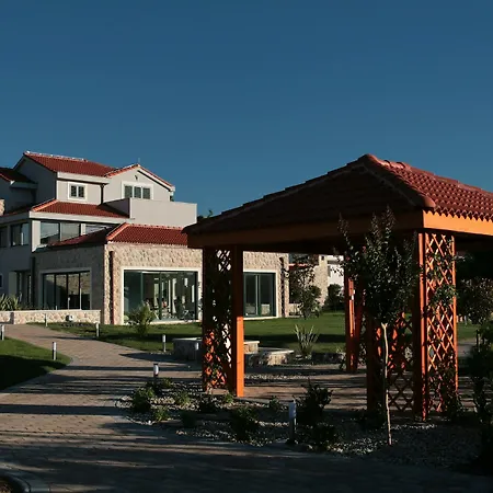 Marina Betina Villa Tisno
